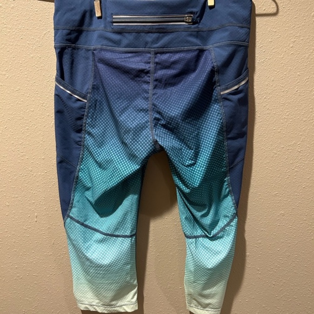 Athleta Techno‎ Be Free Capris - Picture 3 of 4